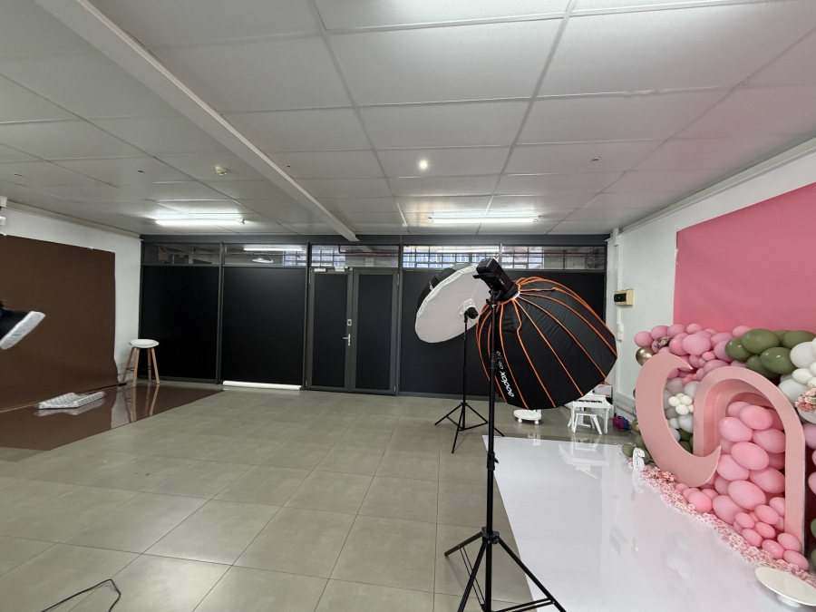 To Let Commercial Property for Rent in Woodstock Western Cape